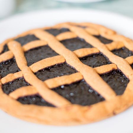 Ristorante Hotel Lucia - 100 Mt Dal Mare 朱利亚诺瓦 外观 照片